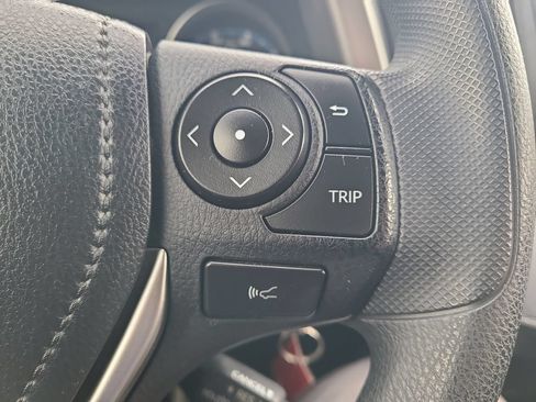 Used 2017 Toyota RAV4 LE w/ All Weather Liner Package FWD image 20