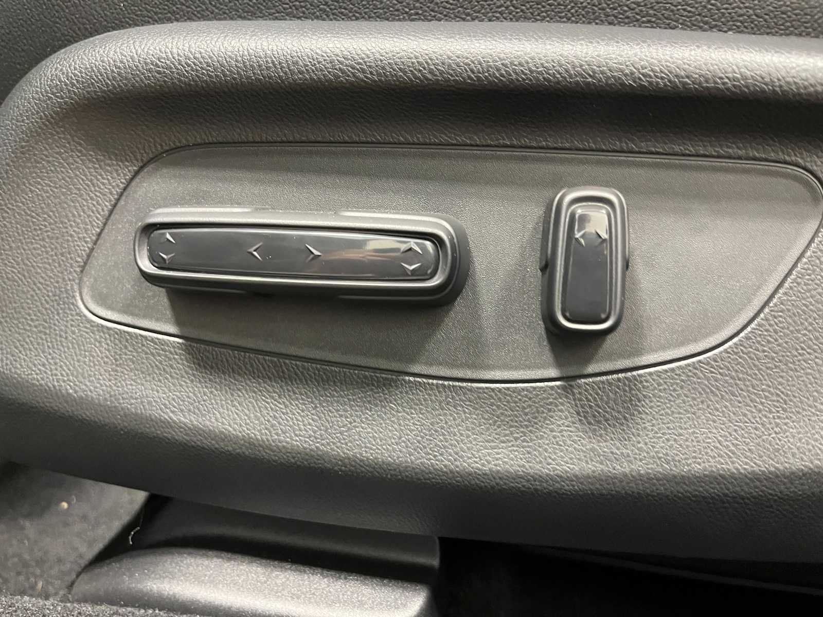 New 2027 Honda HR-V EX-L image 14