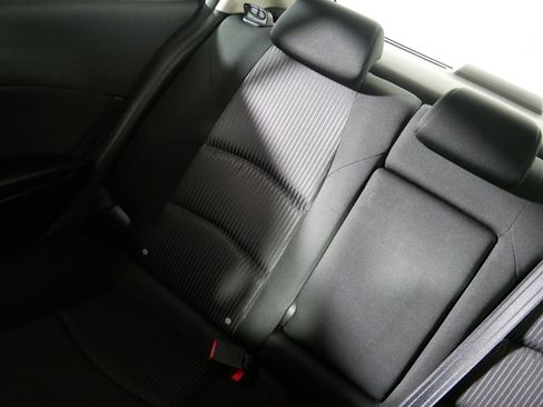 Used 2014 MAZDA MAZDA3 i Touring image 12