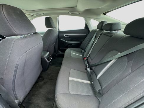Used 2022 Hyundai Sonata SEL w/ Convenience Package FWD image 16