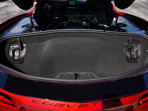Used 2023 Chevrolet Corvette Stingray Preferred Cpe w/ Battery Protection Package RWD image 19