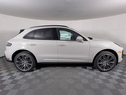 New 2026 Porsche Macan image 8
