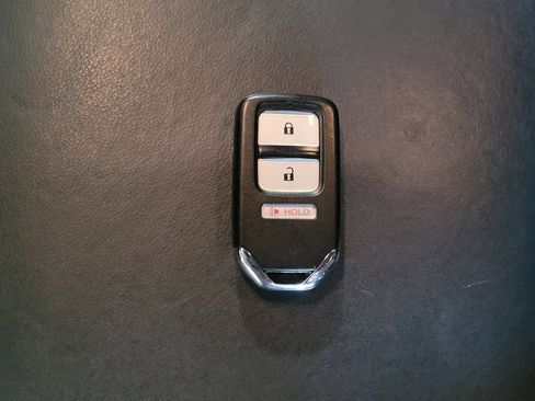 Used 2017 Honda Fit EX-L image 32