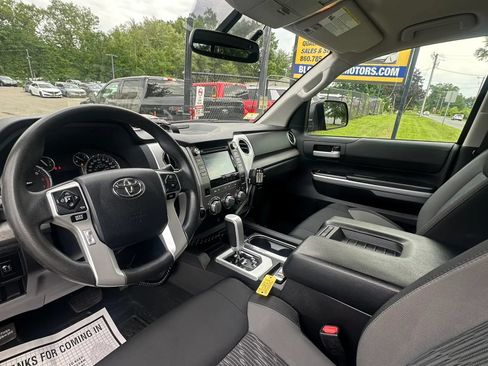 Used 2016 Toyota Tundra SR5 w/ TRD Off Road Package AWD/4WD image 22