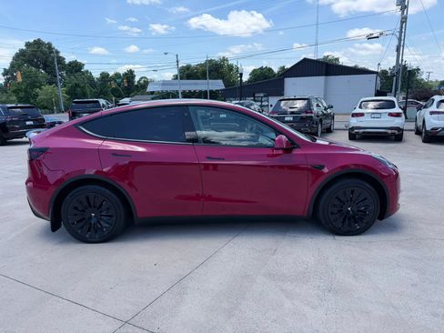Used 2022 Tesla Model Y Long Range AWD/4WD image 43
