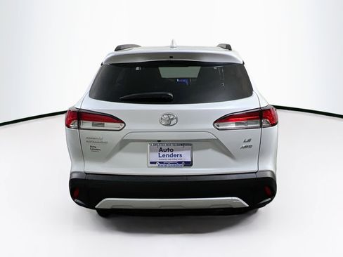 Used 2023 Toyota Corolla Cross LE image 6