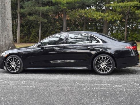 Used 2021 Mercedes-Benz S 580 4MATIC w/ AMG Line image 4