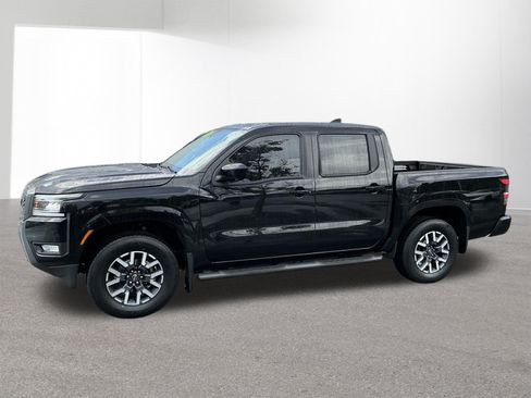 Used 2025 Nissan Frontier SL AWD/4WD image 6