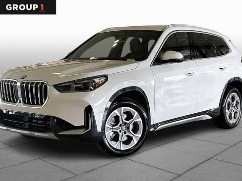 Used 2025 BMW X1 xDrive28i w/ Technology Package image 1