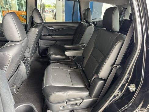 Used 2022 Honda Pilot Touring image 25