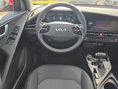 New 2026 Kia Niro EX image 15