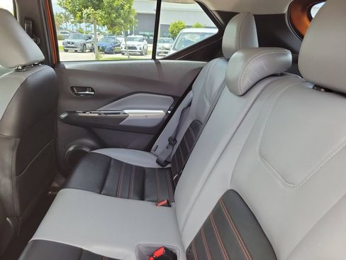 Used 2023 Nissan Kicks SR w/ SR Premium Package FWD image 15