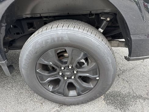Used 2023 Ford F150 Lariat w/ Equipment Group 502A High AWD/4WD image 18