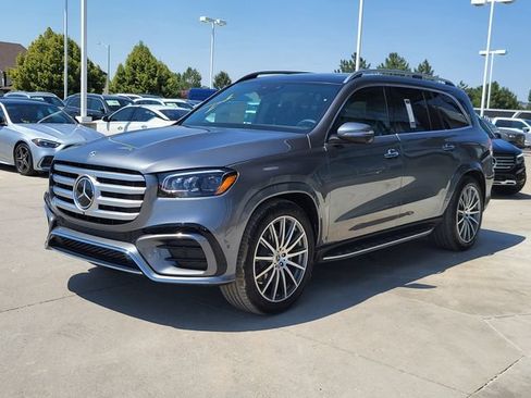New 2025 Mercedes-Benz GLS 580 4MATIC image 44