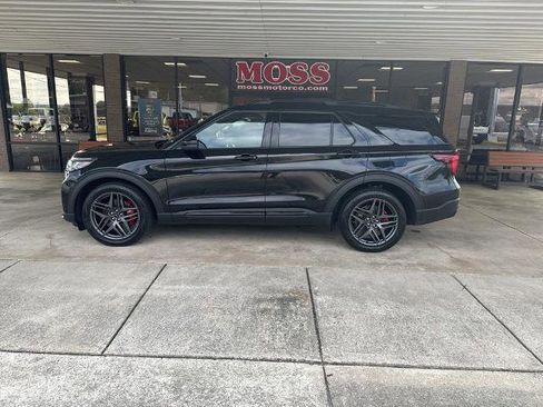 Certified 2025 Ford Explorer ST image 7