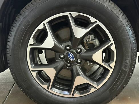 Used 2019 Subaru Crosstrek 2.0i Premium image 23