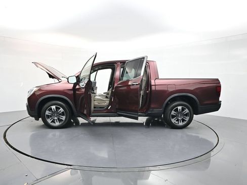Used 2017 Honda Ridgeline RTL-E image 35