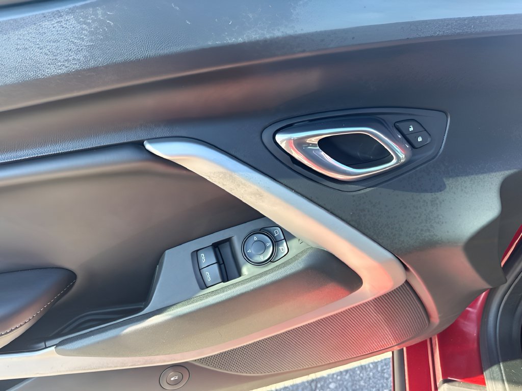 Used 2017 Chevrolet Camaro LT RWD image 19