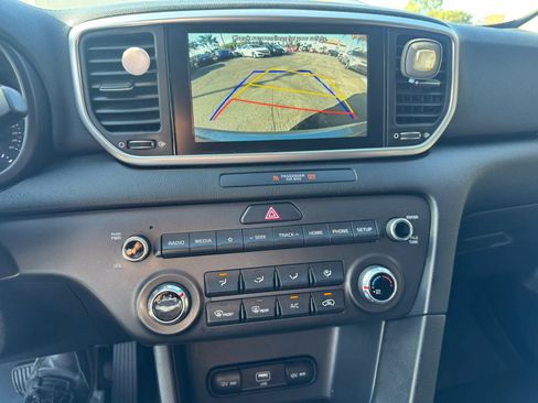 Used 2021 Kia Sportage LX FWD image 16