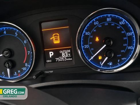 Used 2018 Toyota Corolla LE FWD image 14