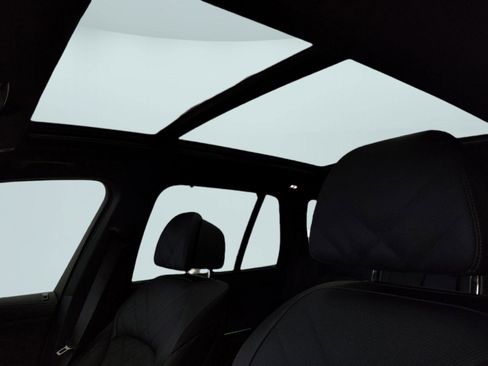 New 2026 BMW X5 xDrive50e w/ Climate Comfort Package image 13