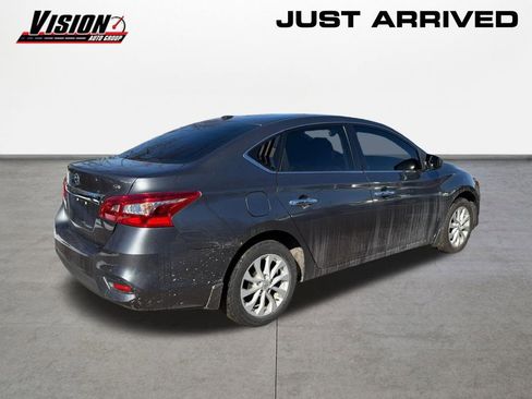 Used 2018 Nissan Sentra SV image 5