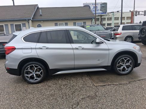 Used 2018 BMW X1 xDrive28i image 9