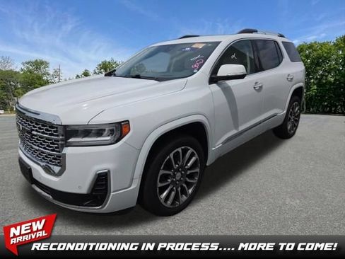Used 2023 GMC Acadia Denali AWD/4WD image 1