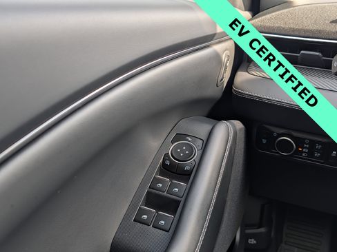 Certified 2025 Ford Mustang Mach-E Select RWD image 23