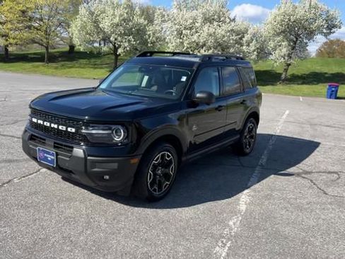 Used 2025 Ford Bronco Sport Outer Banks w/ Outer Banks Tech Package+ AWD/4WD image 41