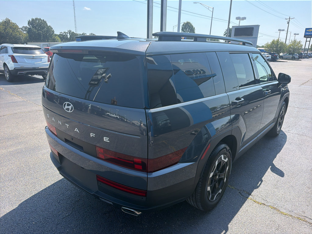 Used 2026 Hyundai Santa Fe SEL FWD image 4
