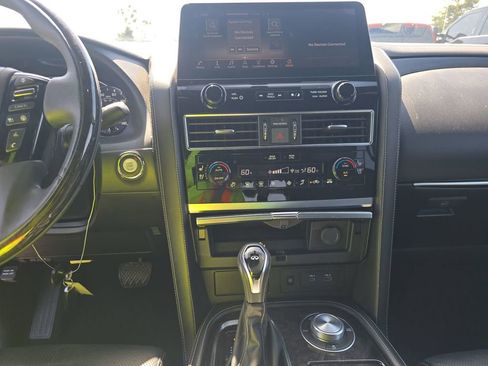 Used 2023 INFINITI QX80 Sensory w/ Cargo Package image 18