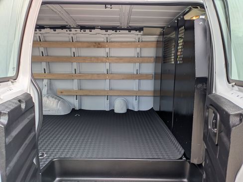 Used 2024 Chevrolet Express 2500 w/ Driver Convenience Package image 26