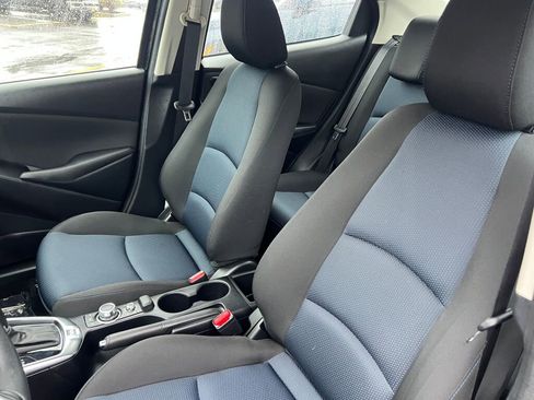 Used 2020 Toyota Yaris LE image 14