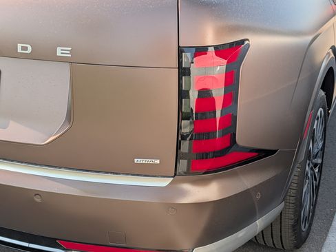 Certified 2026 Hyundai Palisade Calligraphy AWD/4WD image 17
