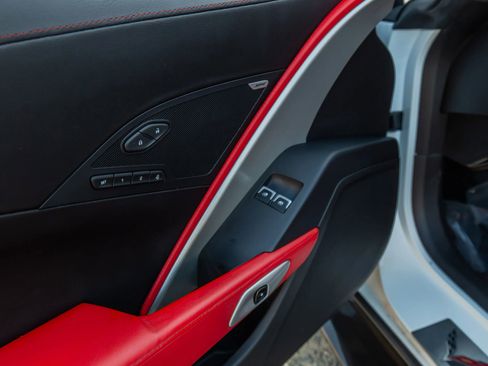 Used 2018 Chevrolet Corvette Grand Sport image 15