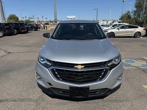 Used 2020 Chevrolet Equinox LS w/ LPO, Floor Liner Package FWD image 3