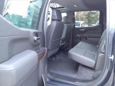 Used 2022 GMC Sierra 1500 SLT w/ SLT Convenience Package image 12