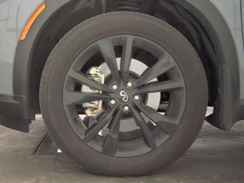 Certified 2025 INFINITI QX60 Luxe w/ Black Edition image 9