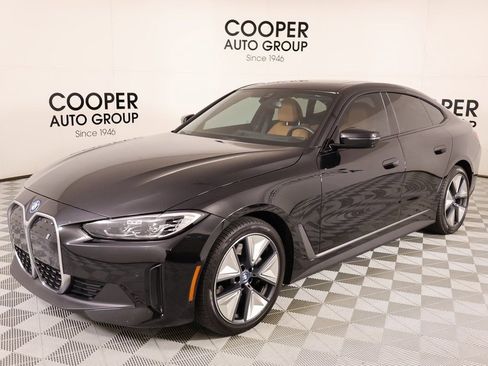 Used 2023 BMW i4 eDrive40 w/ Premium Package image 11