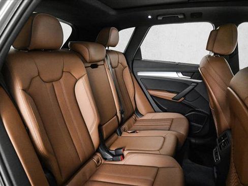 Used 2025 Audi Q5 Prestige w/ Prestige Package image 21