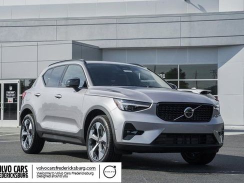 Used 2026 Volvo XC40 B5 Plus w/ Protection Package Premier image 1
