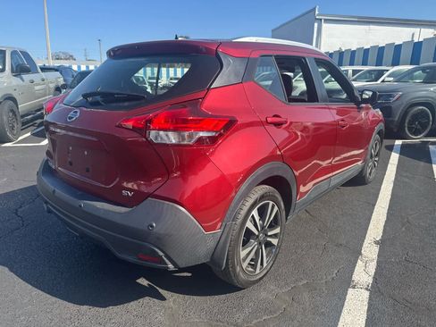 Used 2020 Nissan Kicks SV FWD image 13