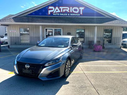 Used 2024 Nissan Altima 2.5 SV