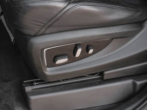 Used 2020 Cadillac Escalade ESV Luxury w/ Escalade Sport Edition image 37