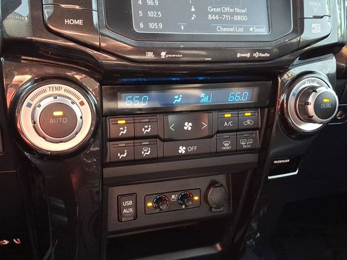 Used 2019 Toyota 4Runner Limited AWD/4WD image 17