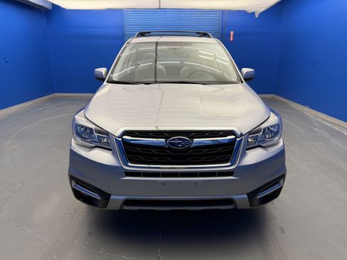 Used 2018 Subaru Forester 2.5i Premium AWD/4WD image 3