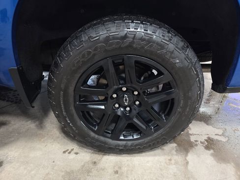 Used 2023 Chevrolet Silverado 1500 RST image 36