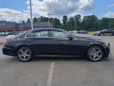 Used 2017 Mercedes-Benz E 300 4MATIC w/ Premium 1 Package image 3