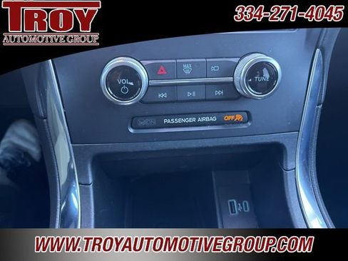 Used 2022 Ford Edge Titanium w/ Equipment Group 301A image 35